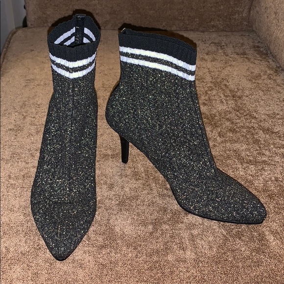 Stuart Weitzman Shoes - Stuart Weitzman Gold & Black Sock Booties Waverly Shimmer Ernestine Stretch NEW